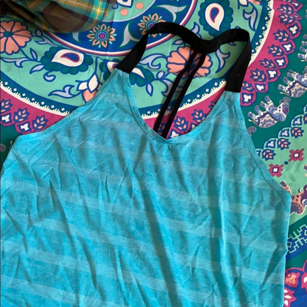 Workout shirt